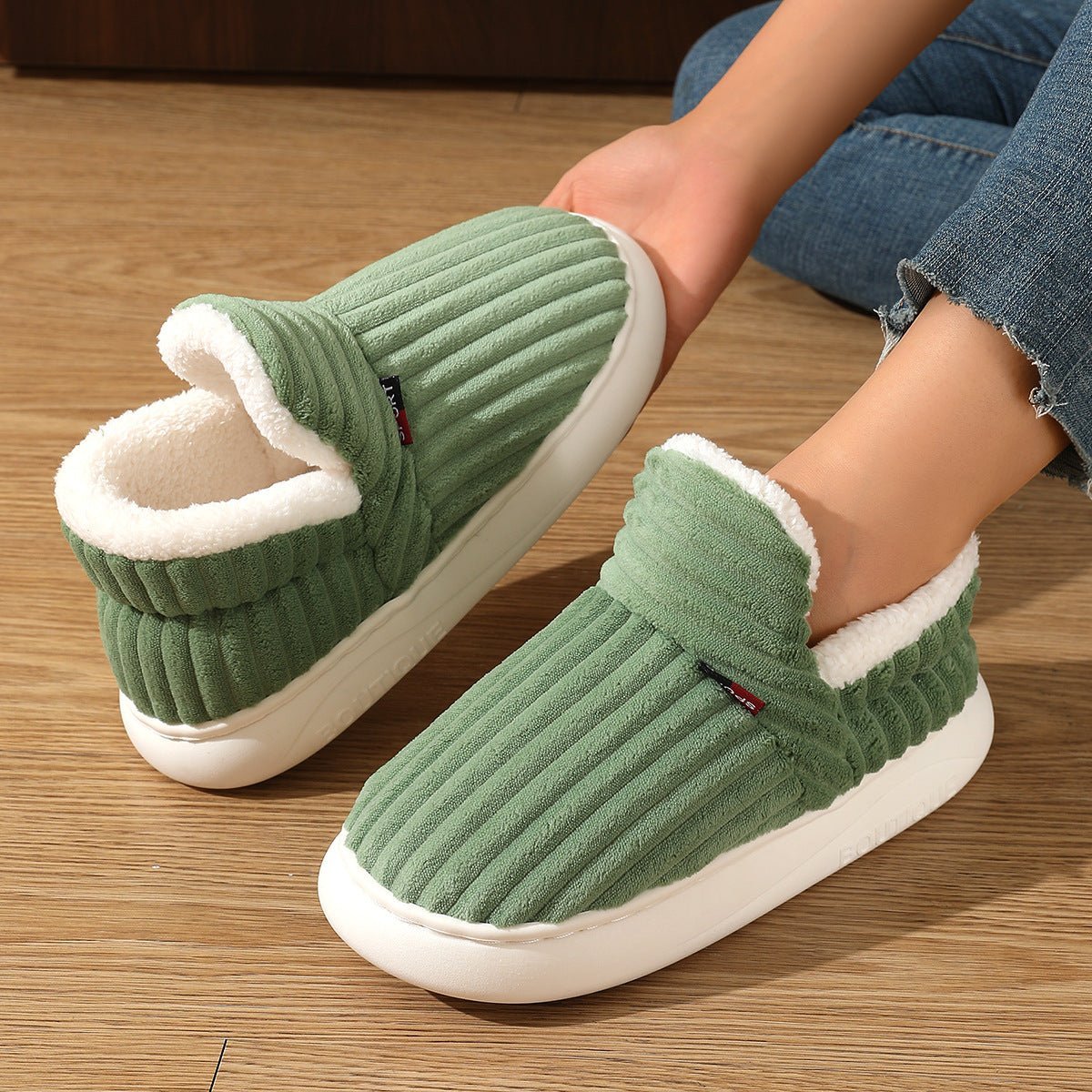 Elke – Non - Slip Plush House Slippers - Slippers - Green - Jones & Smith