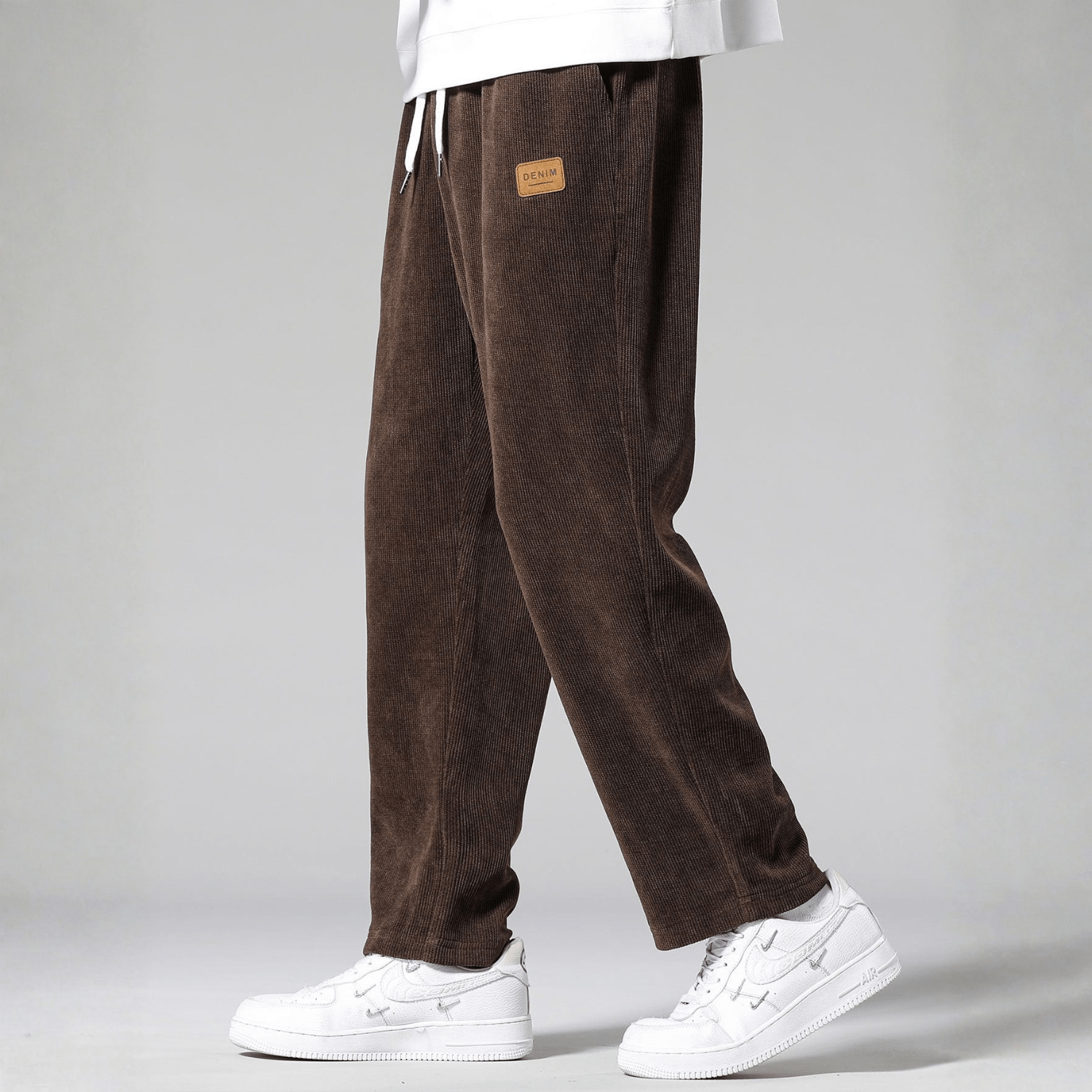 Noah – Men's Cord Trousers Straight Fit - Corduroy pants - Dark Brown - Jones & Smith