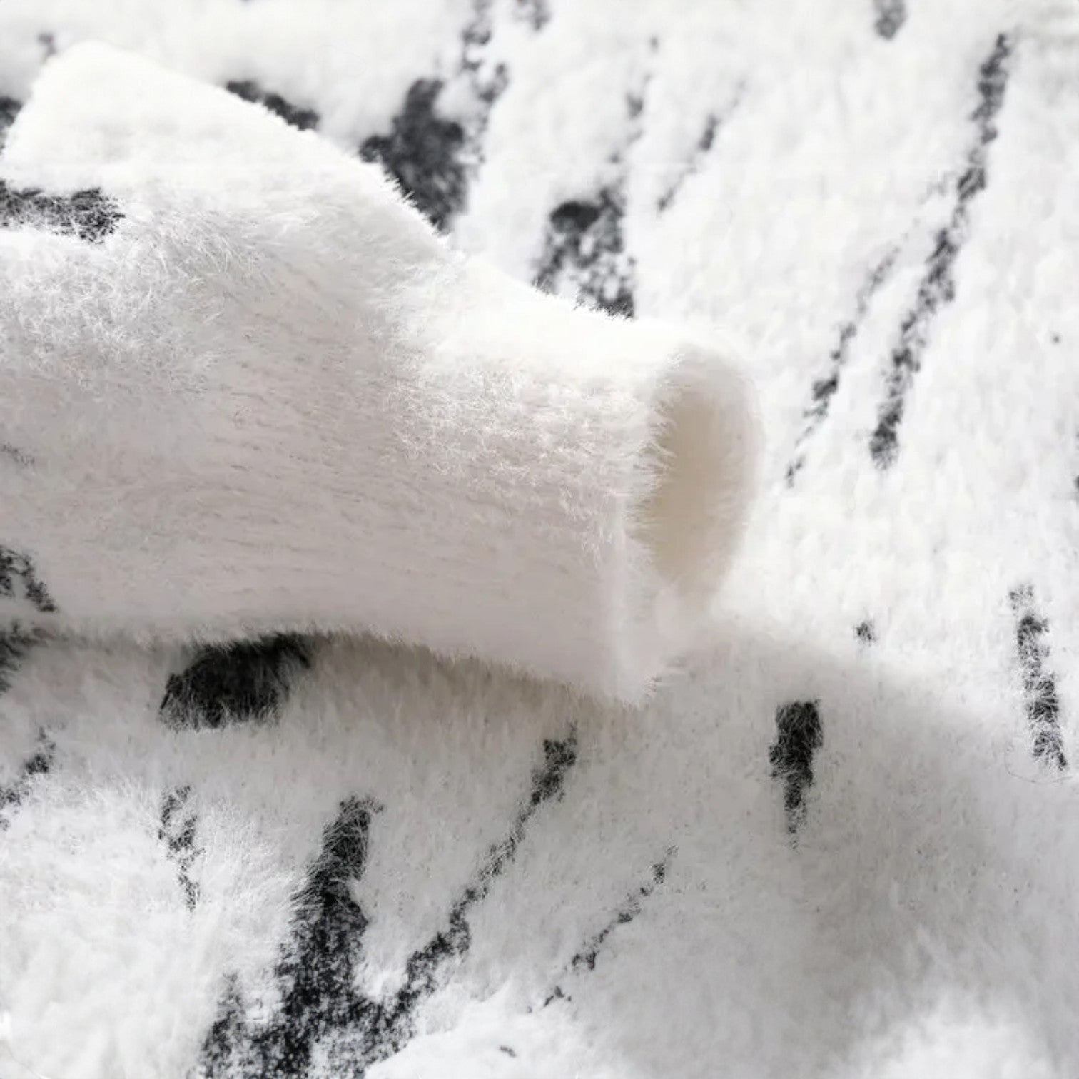 Tarek – Men's Wool Sweater