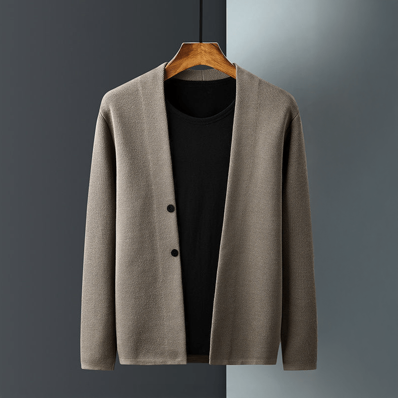 Bryce - Lightweight Cardigan with Elegant Cut - Cardigans - Jones & Smith