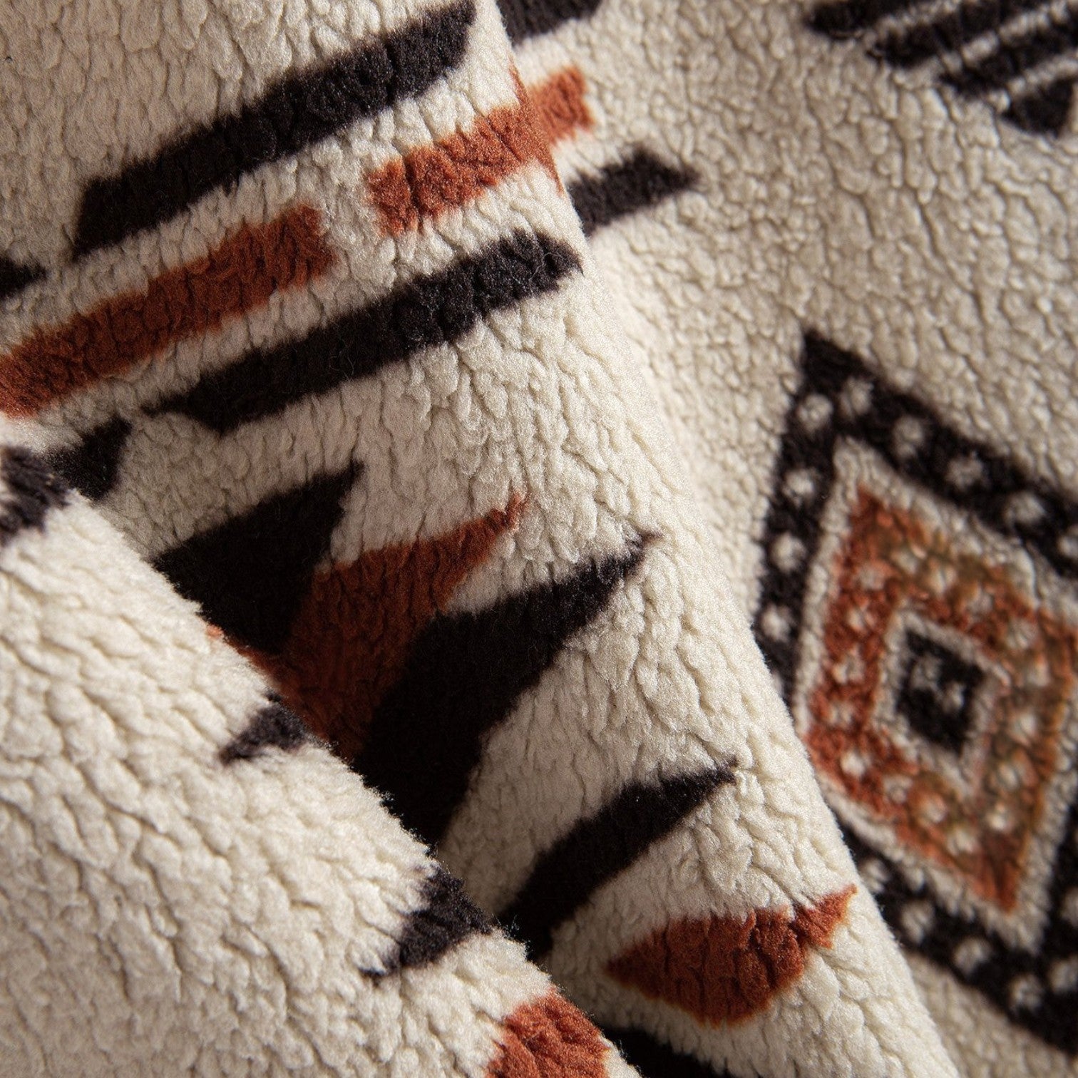 Tamo – Men's Teddy Fleece Jacket with Aztec Pattern - Jacket - Beige - Jones & Smith